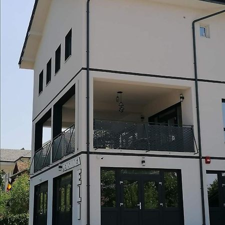 Pensiunea Eli Buzias Exterior photo